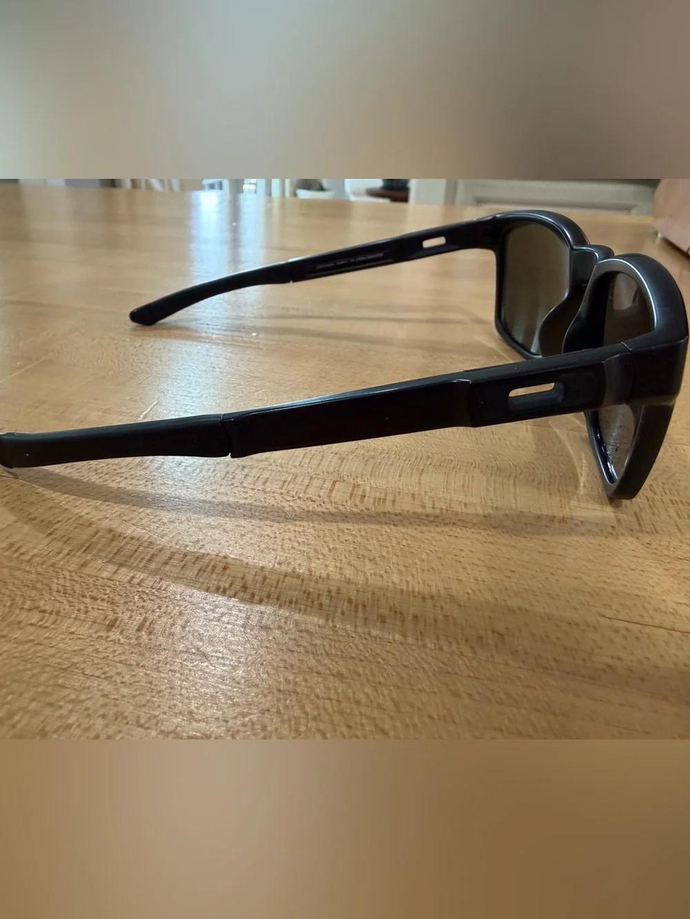 Oakley authentic catalyst